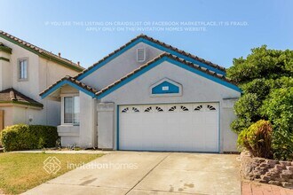 1445 Tillman St in Suisun City, CA - Building Photo - Building Photo