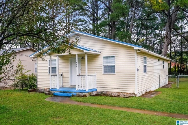 property at 1333 25th Ave