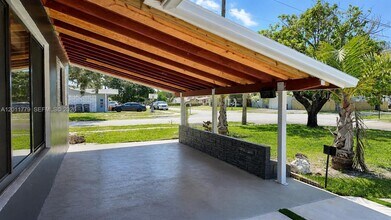 6701 Pershing St in Hollywood, FL - Building Photo - Building Photo