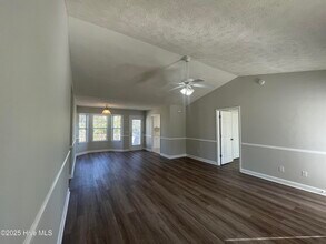 2200 E Boiling Spring Rd in Southport, NC - Building Photo - Building Photo