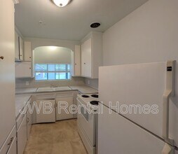 1242 11th St E in Jacksonville, FL - Building Photo - Building Photo