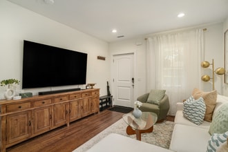 1913 Orvid St in North Charleston, SC - Building Photo - Building Photo