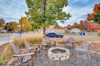 3405 Minnehaha Ave, Unit 2 in Minneapolis, MN - Building Photo - Building Photo