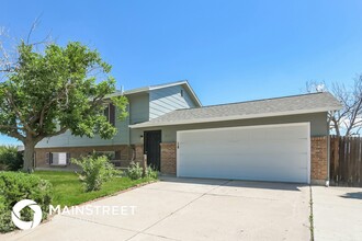 926 S Ventura Ct in Aurora, CO - Foto de edificio - Building Photo