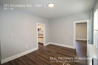 285 Richards Ave in Portsmouth, NH - Building Photo - Building Photo