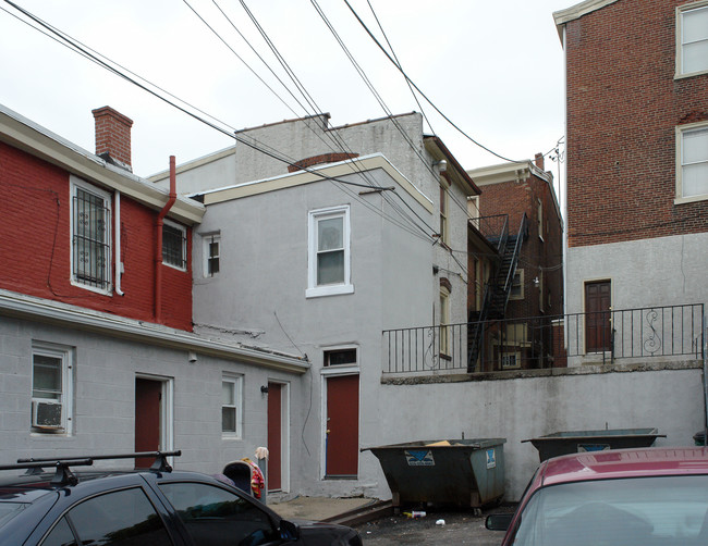 602 Dekalb St in Norristown, PA - Building Photo - Building Photo