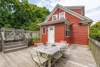 30 Vail Ave in East Quogue, NY - Building Photo - Building Photo