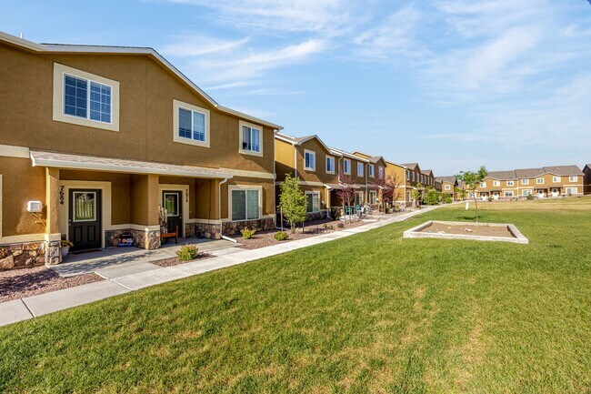 7684 Sand Lake Heights in Colorado Springs, CO - Building Photo - Building Photo