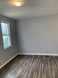 622 Parkwyrth Ave photo'