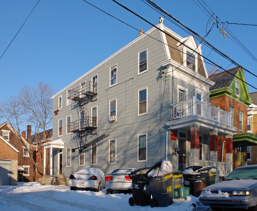 2371 Rohs St in Cincinnati, OH - Building Photo