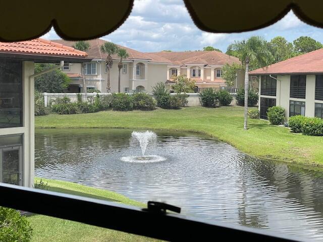 421 SW South River Dr in Stuart, FL - Building Photo