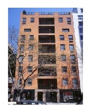 203 E 74 Street in New York, NY - Building Photo - Building Photo