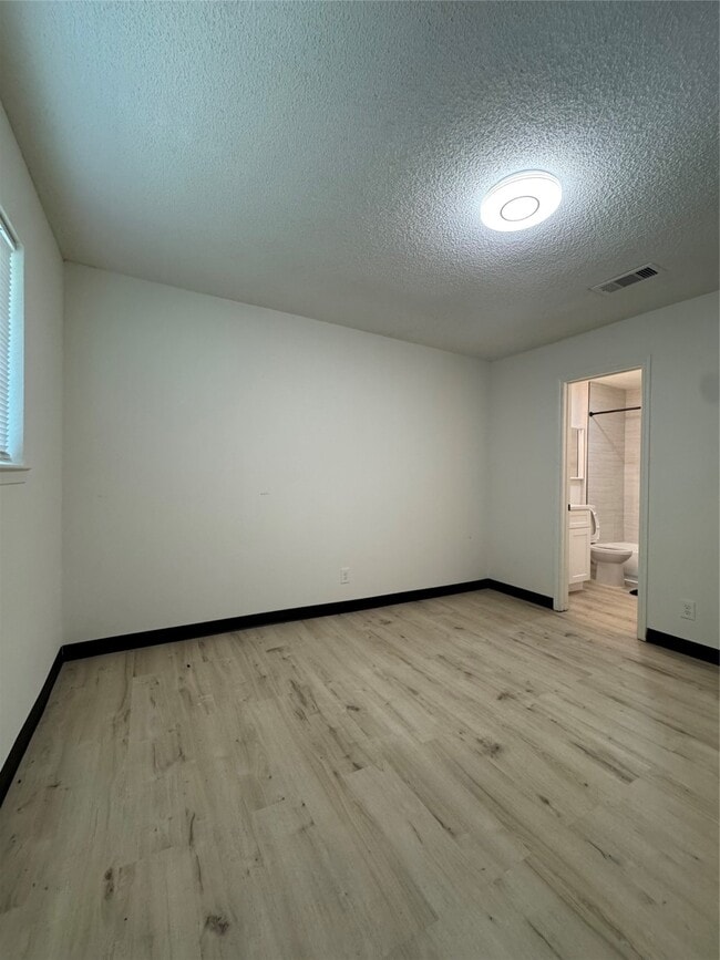 property at 1319 Brenda Ln