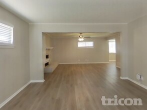 1706 Crooks Ct in Grand Prairie, TX - Building Photo - Building Photo