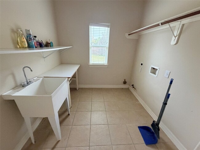 2403 Galleon Point Ct