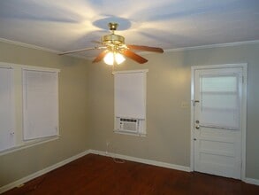 116 St Michael St in Lafayette, LA - Building Photo - Building Photo