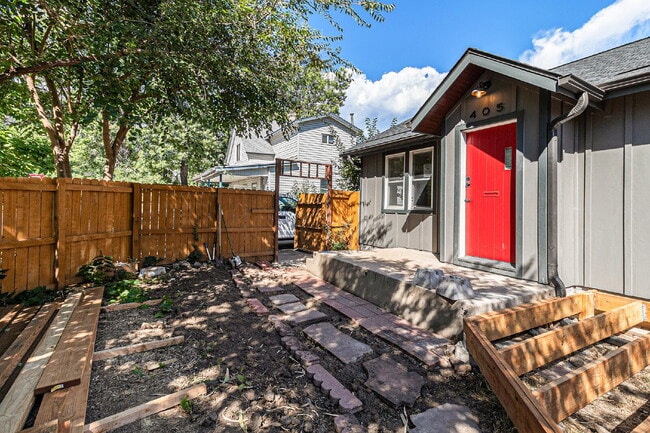 property at 405 Pearl St