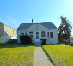 1831 S 60th St in Omaha, NE - Building Photo - Building Photo