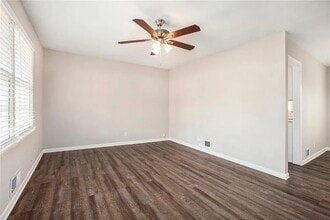 2625 Crestdale Cir SE in Atlanta, GA - Building Photo - Building Photo