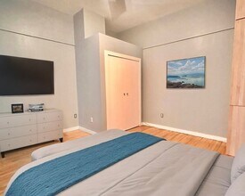 108 W Wells St in Milwaukee, WI - Building Photo - Building Photo