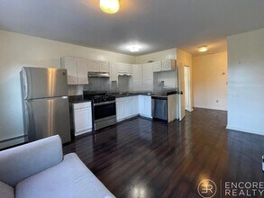 1451 Tremont St in Boston, MA - Foto de edificio - Building Photo