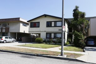 3426 Mentone Ave in Los Angeles, CA - Building Photo