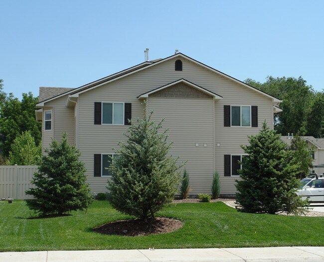 4924-4967 W Stoker Ln in Boise, ID - Foto de edificio - Building Photo