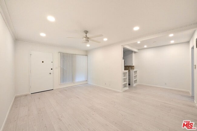 1037 11th St in Santa Monica, CA - Building Photo - Building Photo