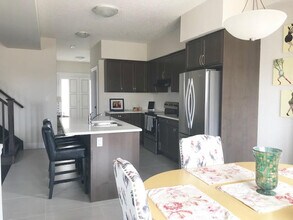 Executive 3 Bedroom Home for Rent in North London – Fox Hollow in London, ON - Building Photo - Building Photo