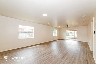 2211 Martin Luther King Ave E in Bradenton, FL - Building Photo - Building Photo