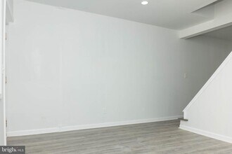 2524 Webster St in Philadelphia, PA - Building Photo - Building Photo