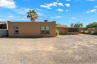 2137 N Bell Ave in Tucson, AZ - Building Photo