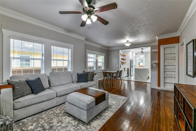 property at 117 Jenkins St