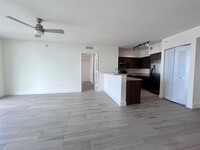 1000 NW 7th St, Unit 1010 in Miami, FL - Building Photo - Building Photo