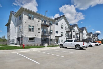Edge Apartments in Kasson, MN - Foto de edificio - Building Photo