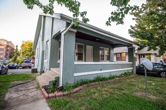 1111 Hamilton Way in Columbia, MO - Foto de edificio - Building Photo