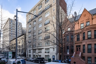 317 W 89th St in New York, NY - Foto de edificio - Building Photo