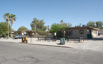 2640-2706 E Linden St in Tucson, AZ - Building Photo - Building Photo