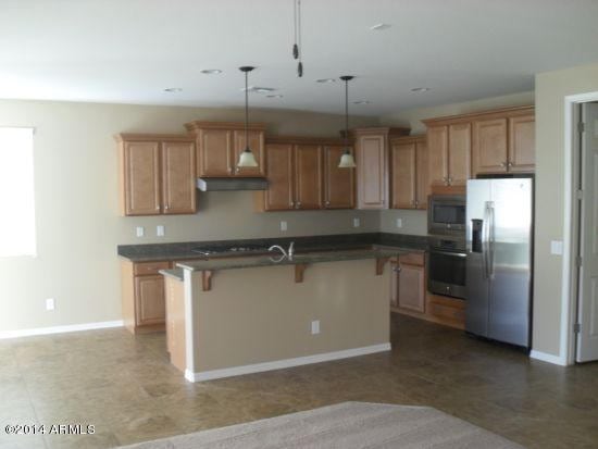 143 W Sweet Shrub Ave in San Tan Valley, AZ - Foto de edificio - Building Photo