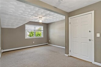 4 Oak St in Smithfield, RI - Building Photo - Building Photo