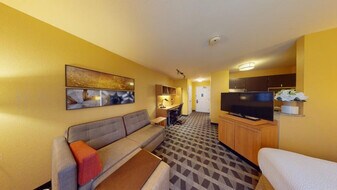 20 International Pl in Tewksbury, MA - Building Photo