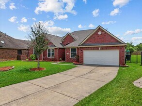 2758 Laguna Pointe Dr in Pearland, TX - Building Photo - Building Photo