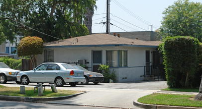 864 E Elizabeth St in Pasadena, CA - Building Photo - Building Photo