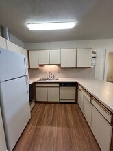 241 High St NE in Salem, OR - Building Photo - Building Photo