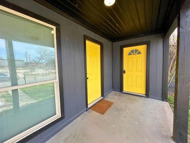 217 Adrian Dr in Fort Worth, TX - Building Photo - Building Photo