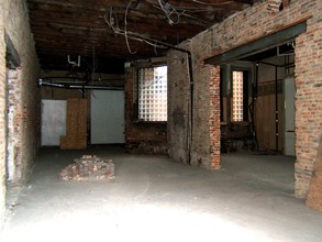 Brittany Apartments in Cincinnati, OH - Building Photo - Interior Photo