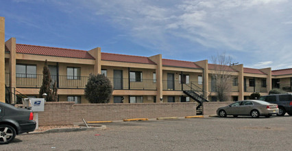 Brentwood West in Albuquerque, NM - Foto de edificio - Building Photo