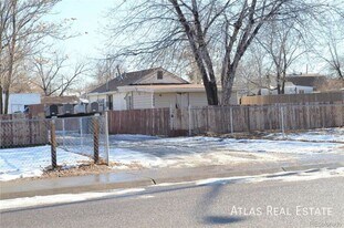 7400 Leyden St in Commerce City, CO - Building Photo