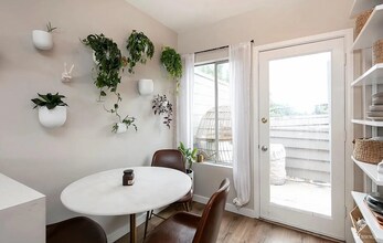 2606 E Madison St in Seattle, WA - Building Photo - Building Photo