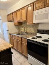 13793 Cedar Rd in Cleveland, OH - Building Photo - Building Photo